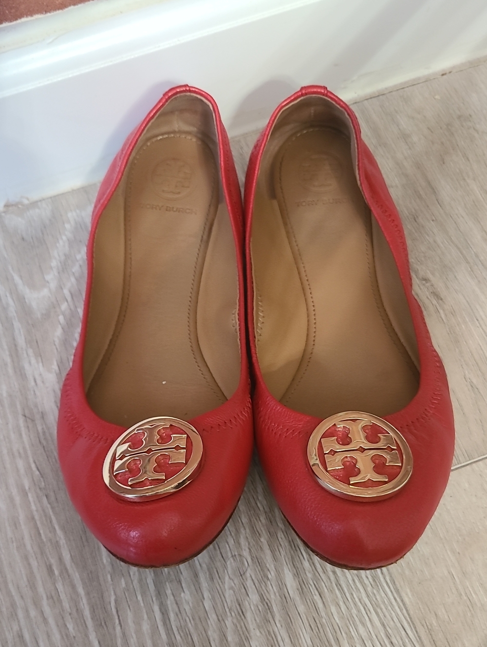 Tory Burch Red Leather Logo Medallion Ballet Flats